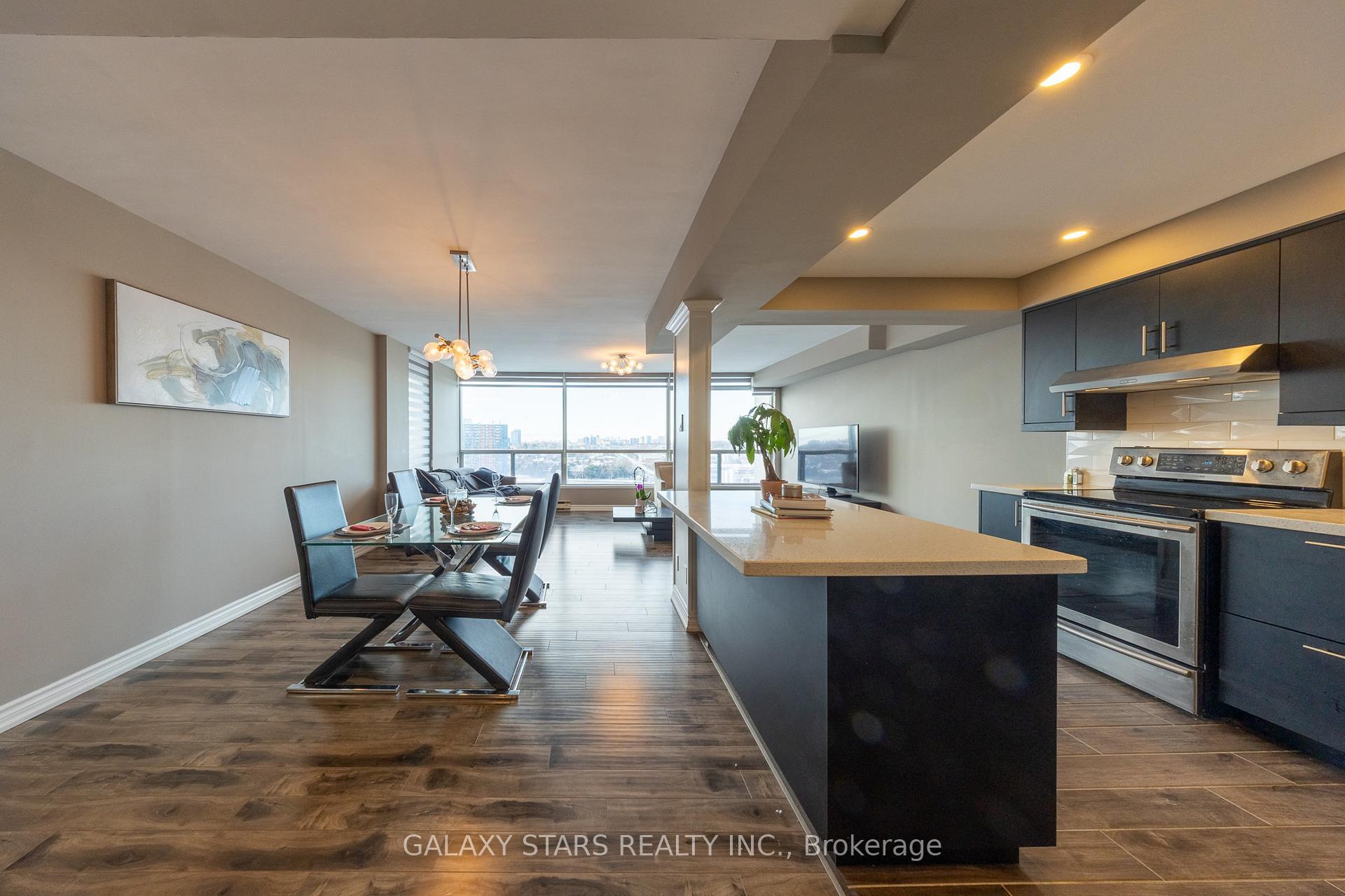 2 Bedrooms Condo at 4725 Sheppard,  Toronto For sale
