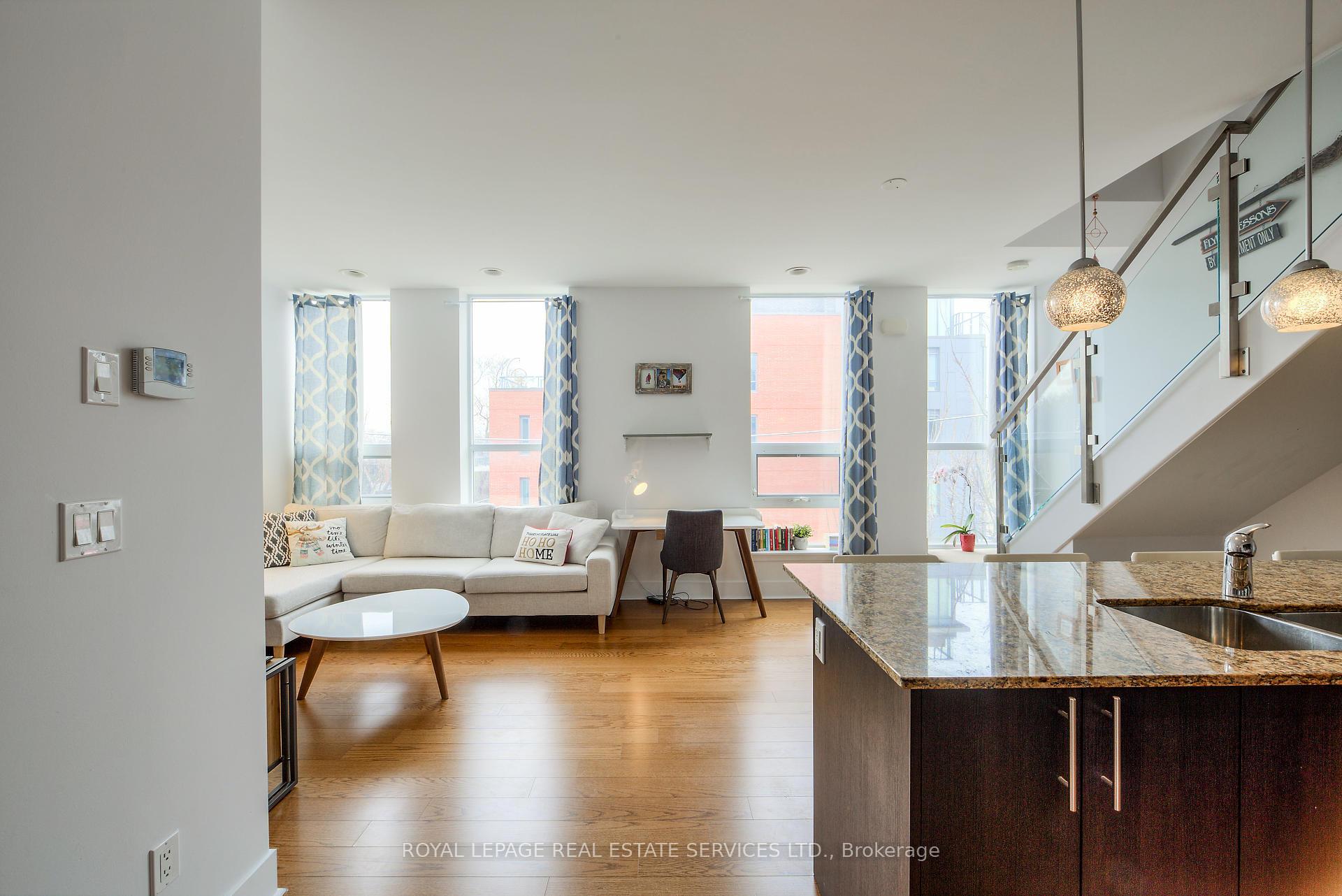 2 Bedrooms Condo at 323 Kingston, Toronto For sale
