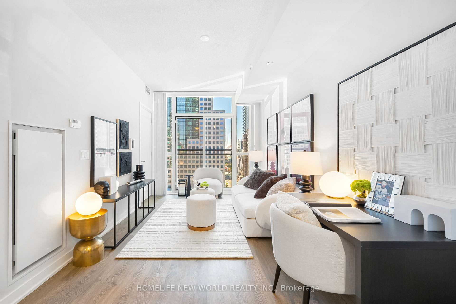 2 Bedrooms Condo at 99 John, Toronto For sale