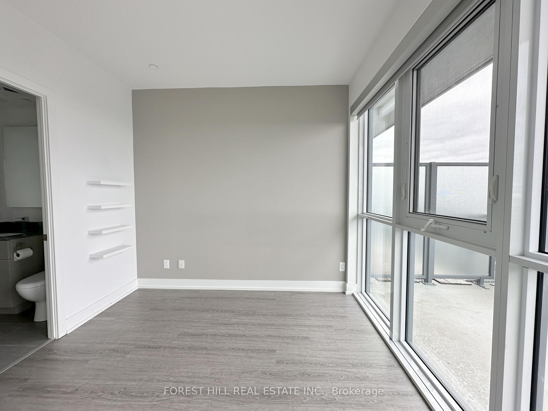 1 Bedroom Condo at 7 Grenville, Toronto For sale