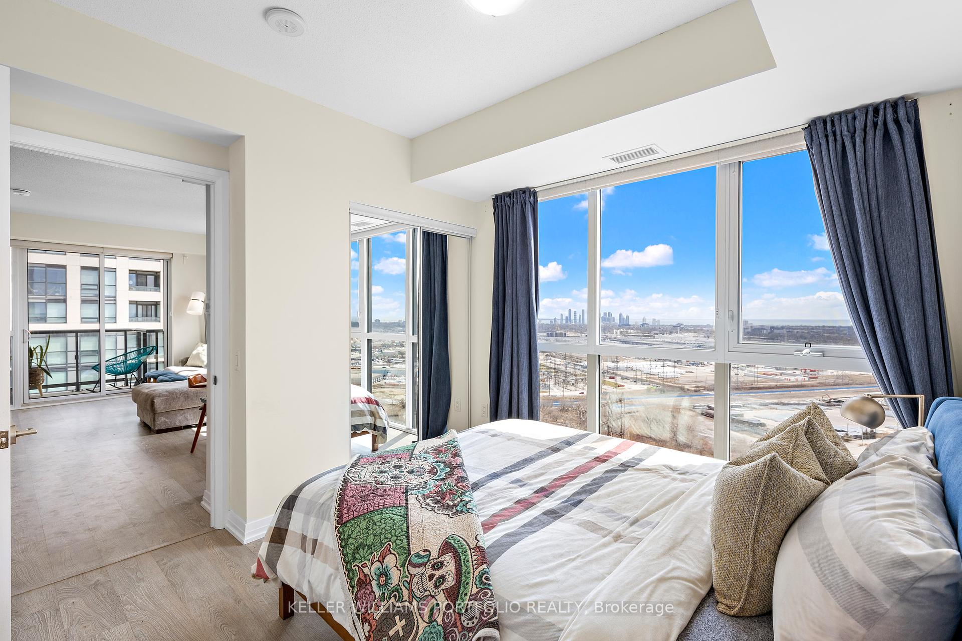 2 Bedrooms Condo at 50 Thomas Riley, Toronto For sale