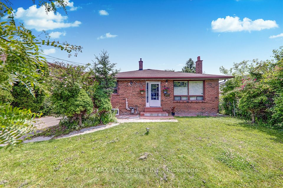 3215 Parkerhill