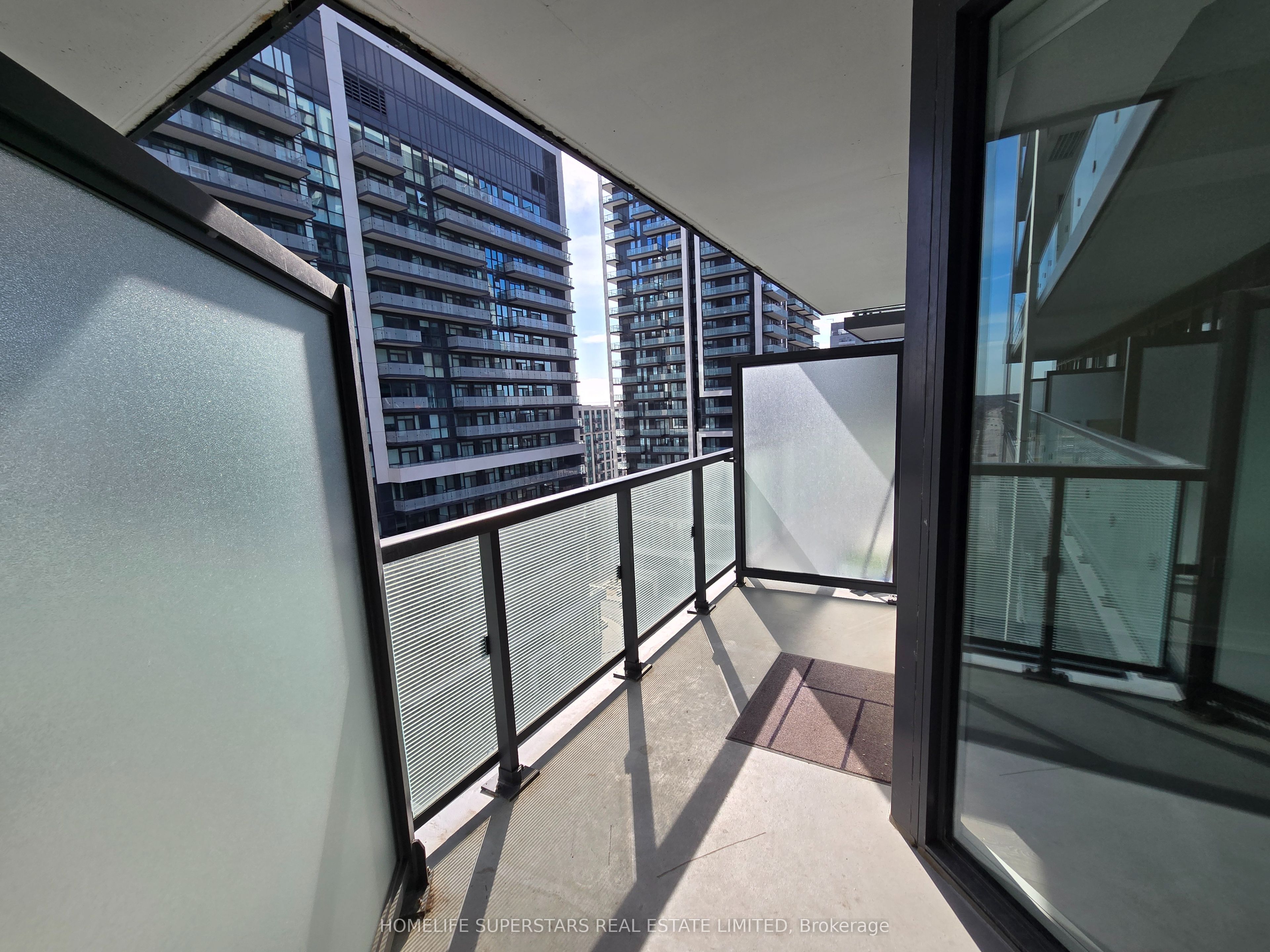 85 Oneida Crescent, #1113
