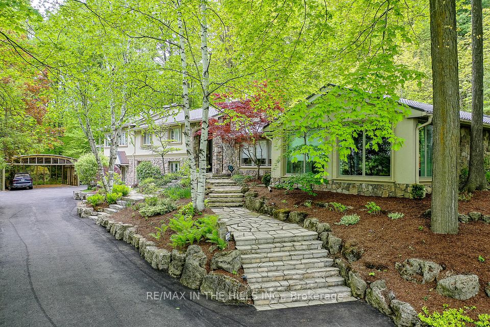 15357 Mclaughlin