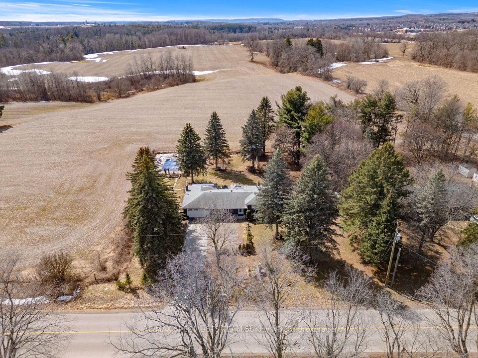 15768 Centreville Creek