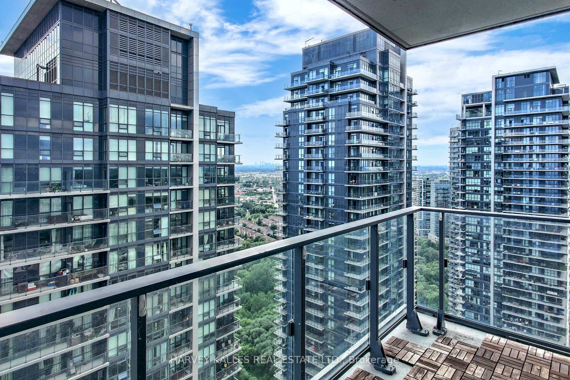 2 Bedrooms Condo at 2200 Lake Shore, Toronto For sale