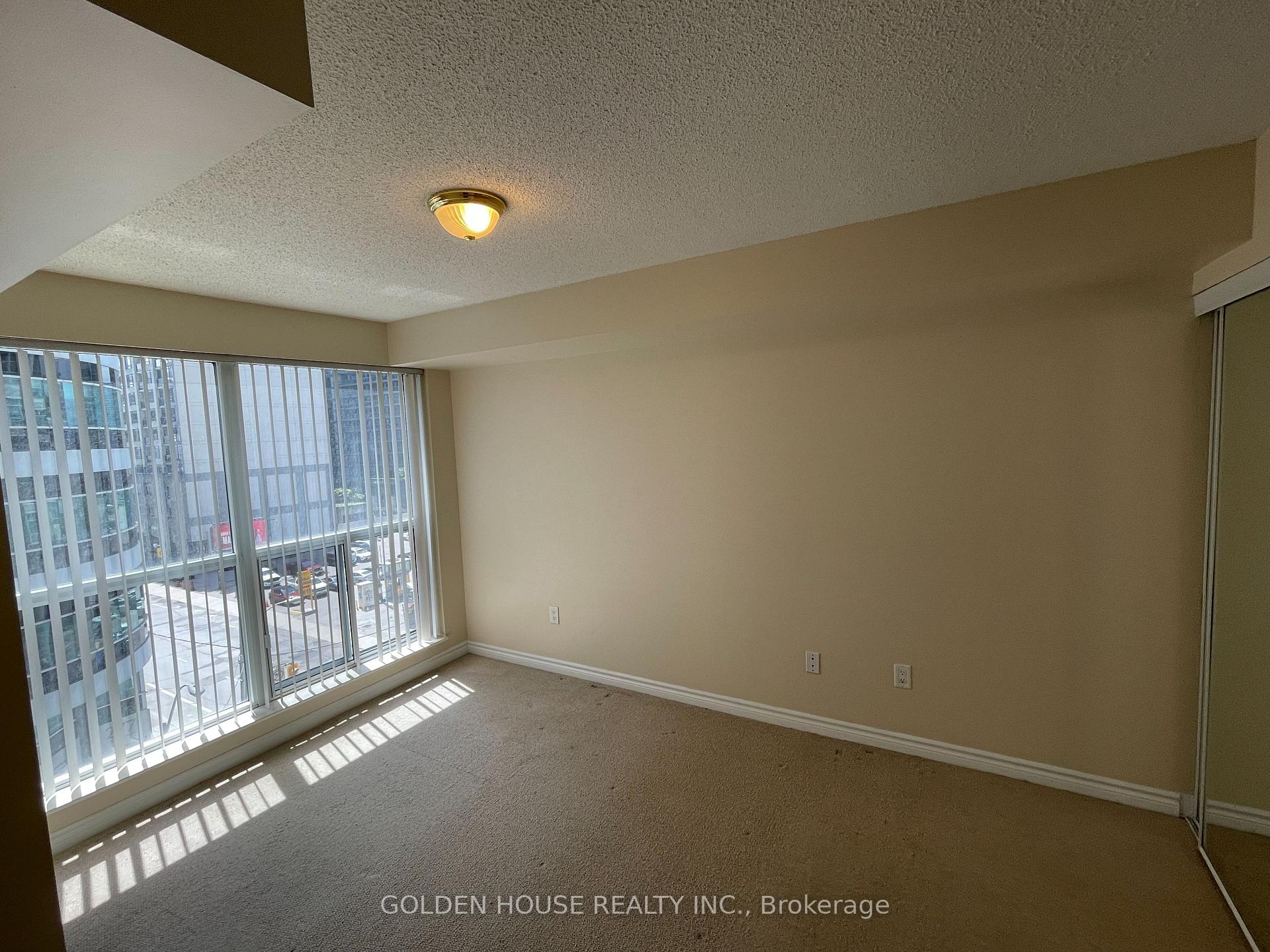 1 Bedroom Condo at 270 Wellington, Toronto For sale