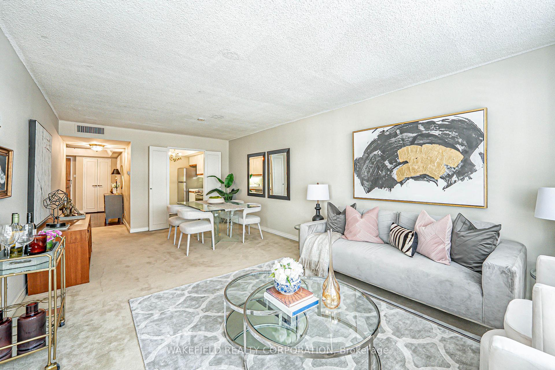 1 Bedroom Condo at 61 St Clair, Toronto For sale