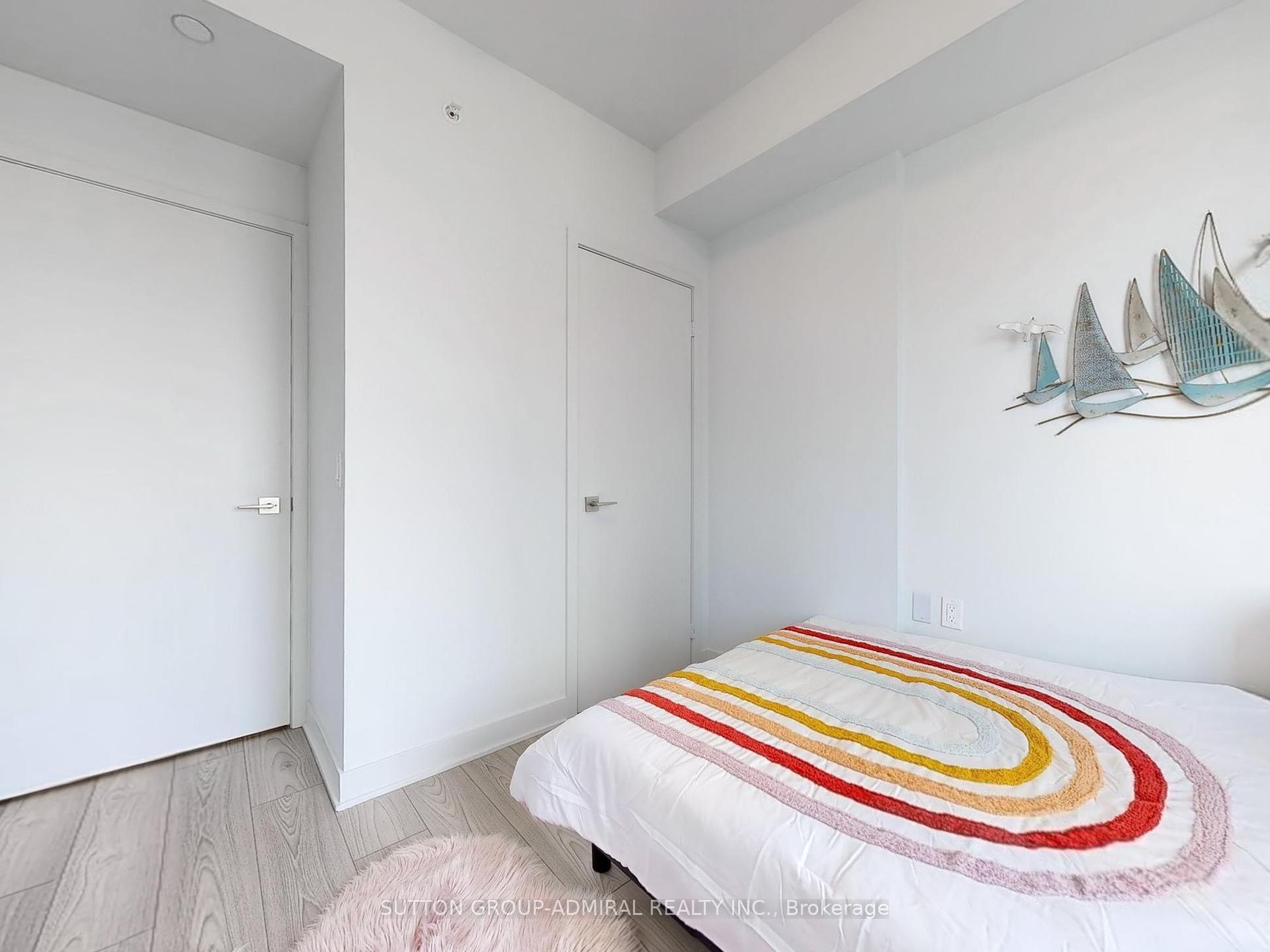2 Bedrooms Condo at 2920 Hwy 7, Vaughan For sale