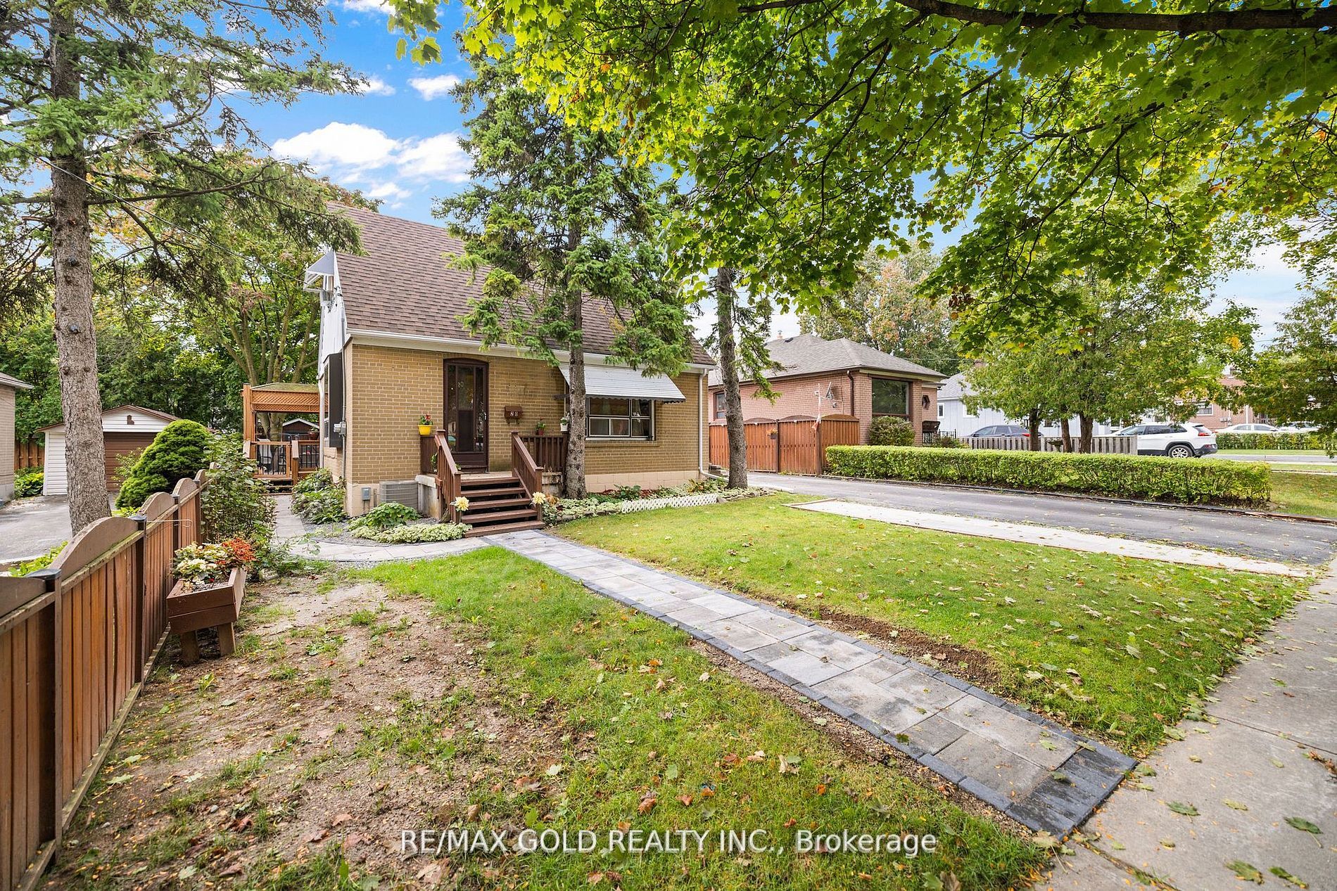 20 Hatfield Crescent