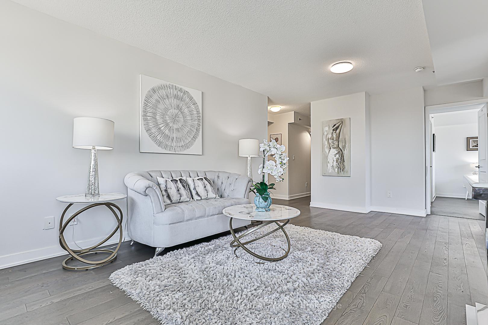 3 Bedrooms Condo at 185 Bonis,  Toronto For sale