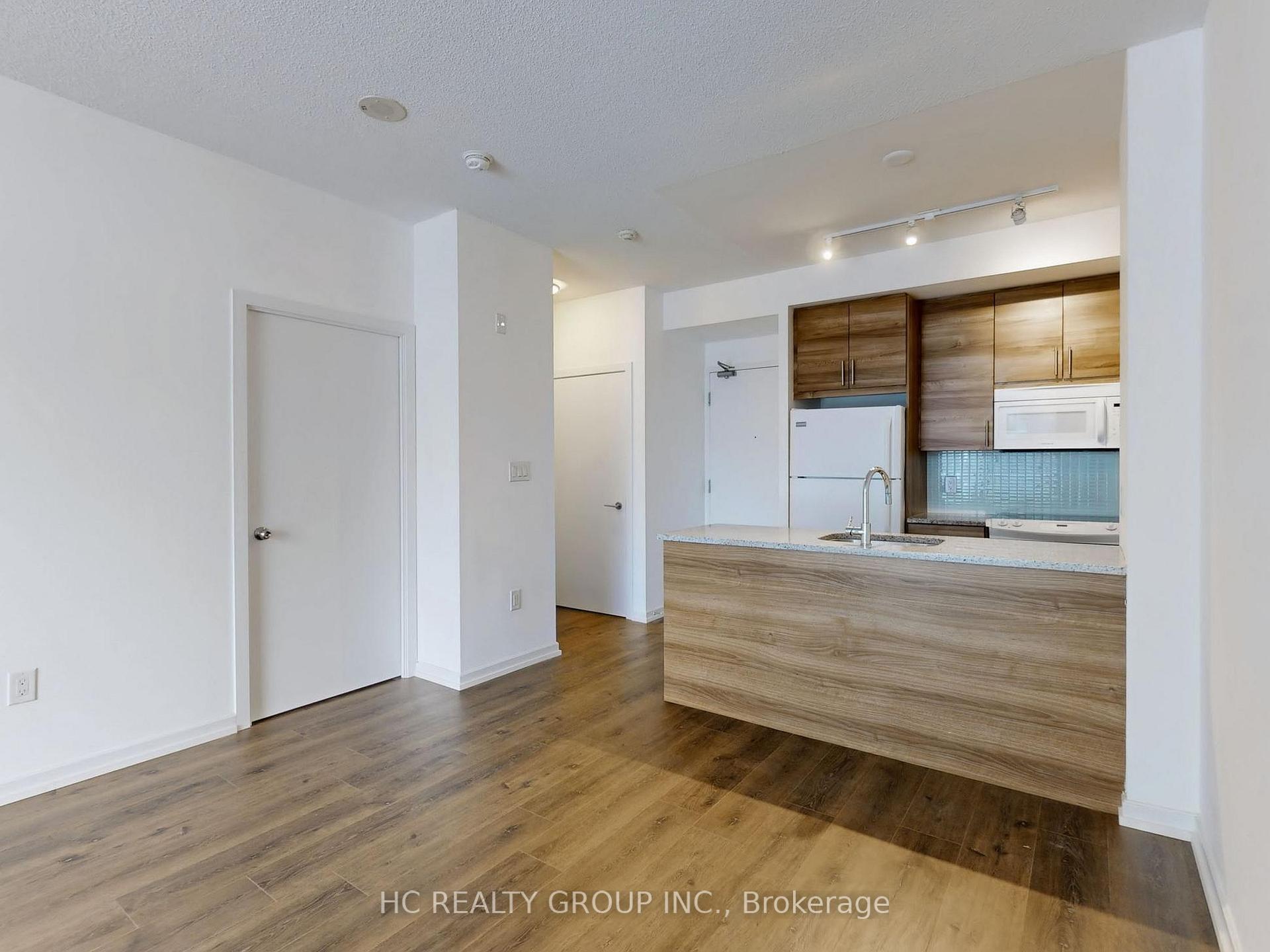 1 Bedroom Condo at 70 Forest Manor, Toronto For sale