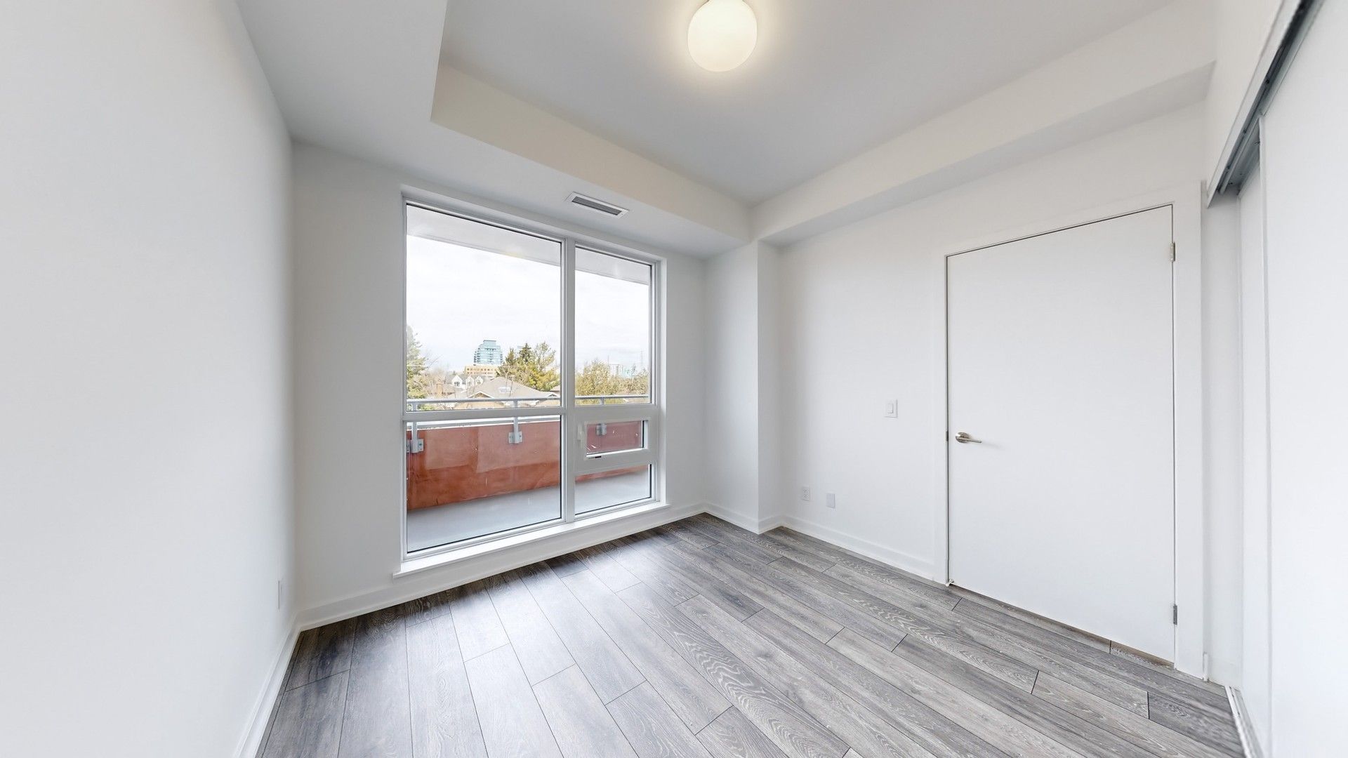 8888 Yonge Street 215
