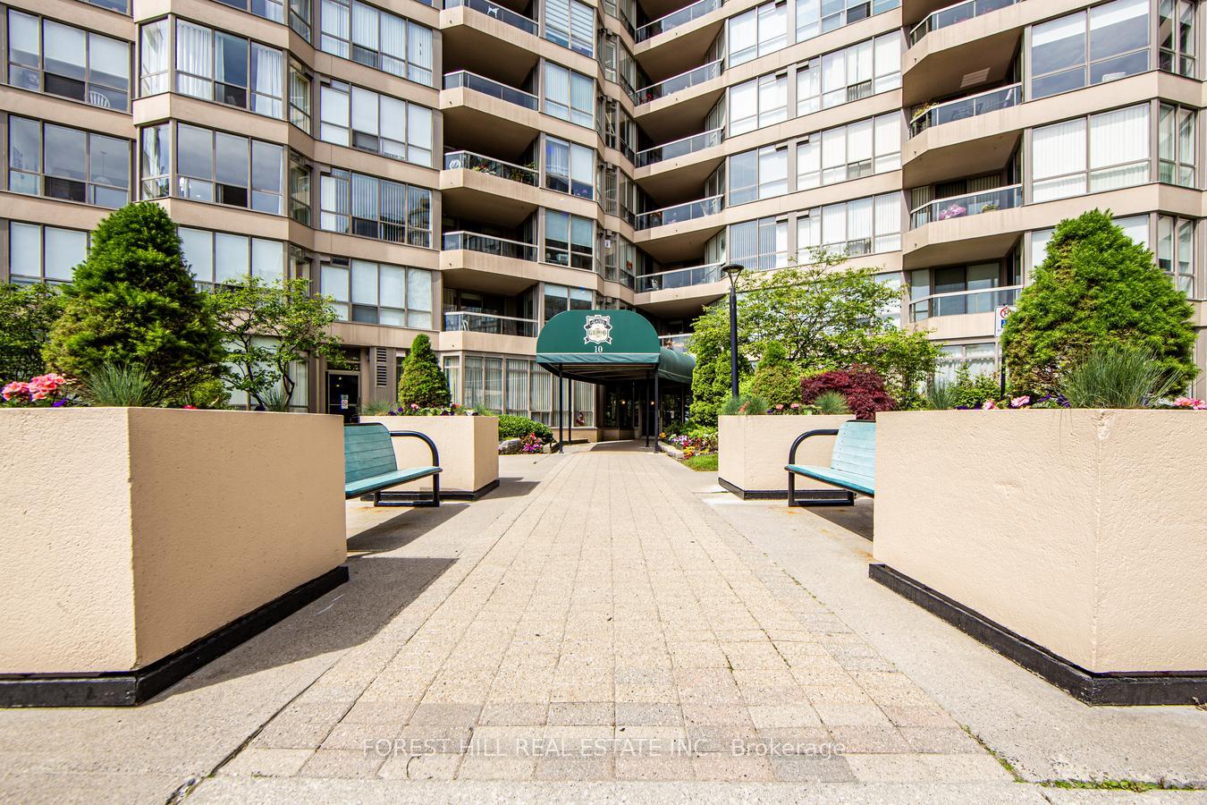 1 Bedroom Condo at 10 Guildwood, Toronto For sale