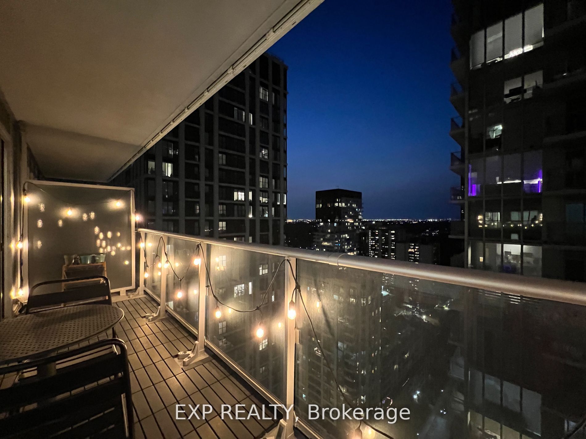 195 Redpath Avenue, #3013