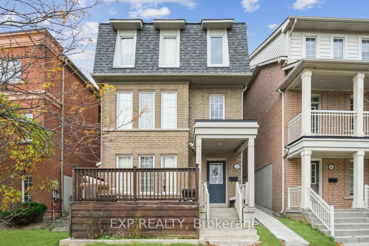 411 Murray Ross Parkway, Toronto, ON M3J 3P1