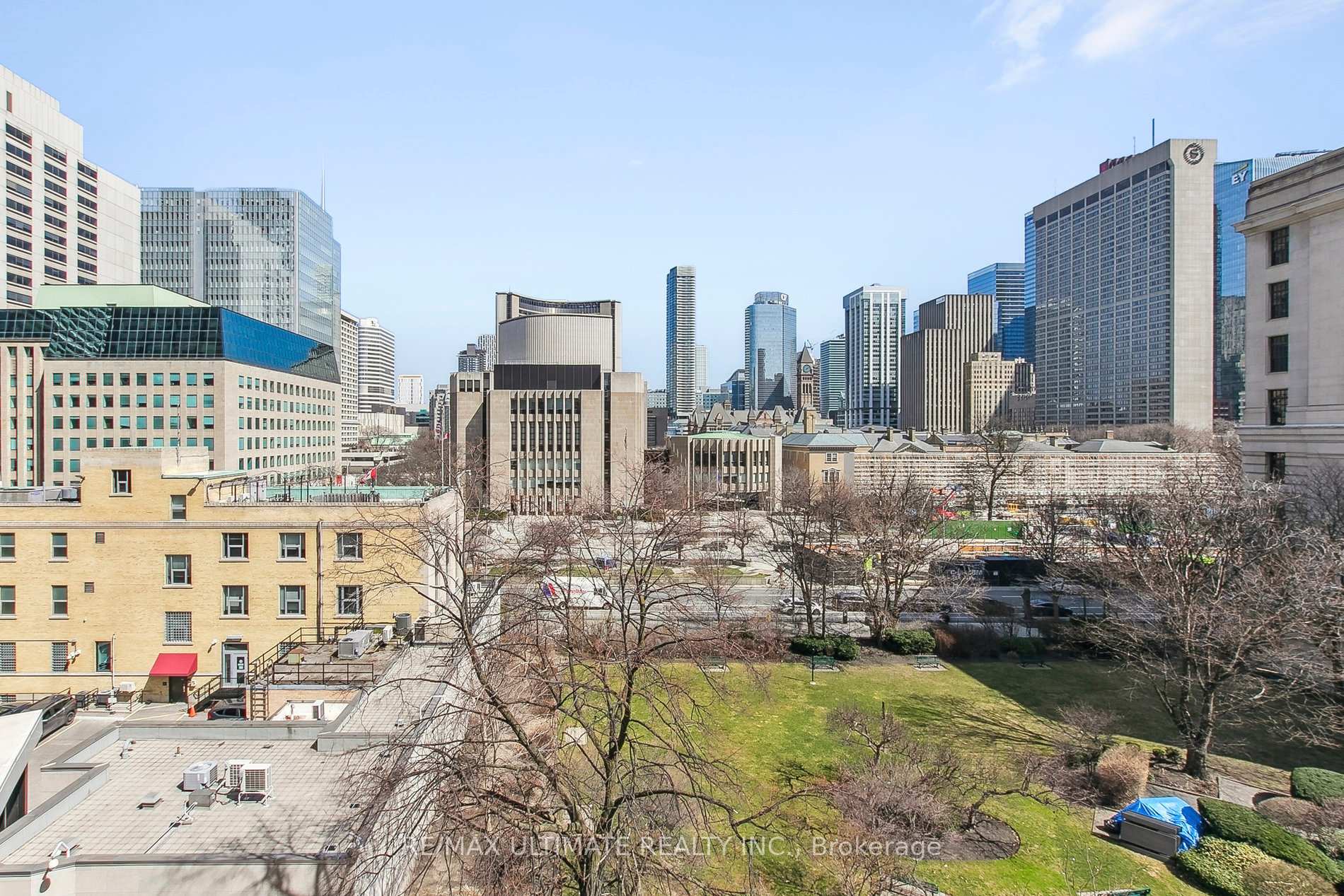 2 Bedrooms Condo at 210 Simcoe, Toronto For sale