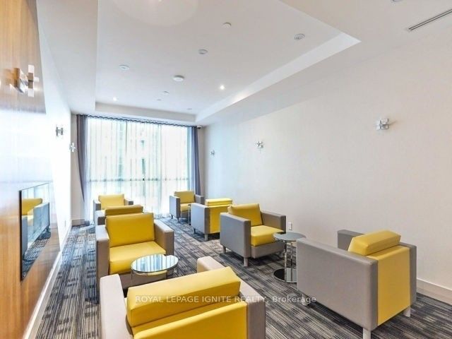 75 Eglinton Avenue W, #1107
