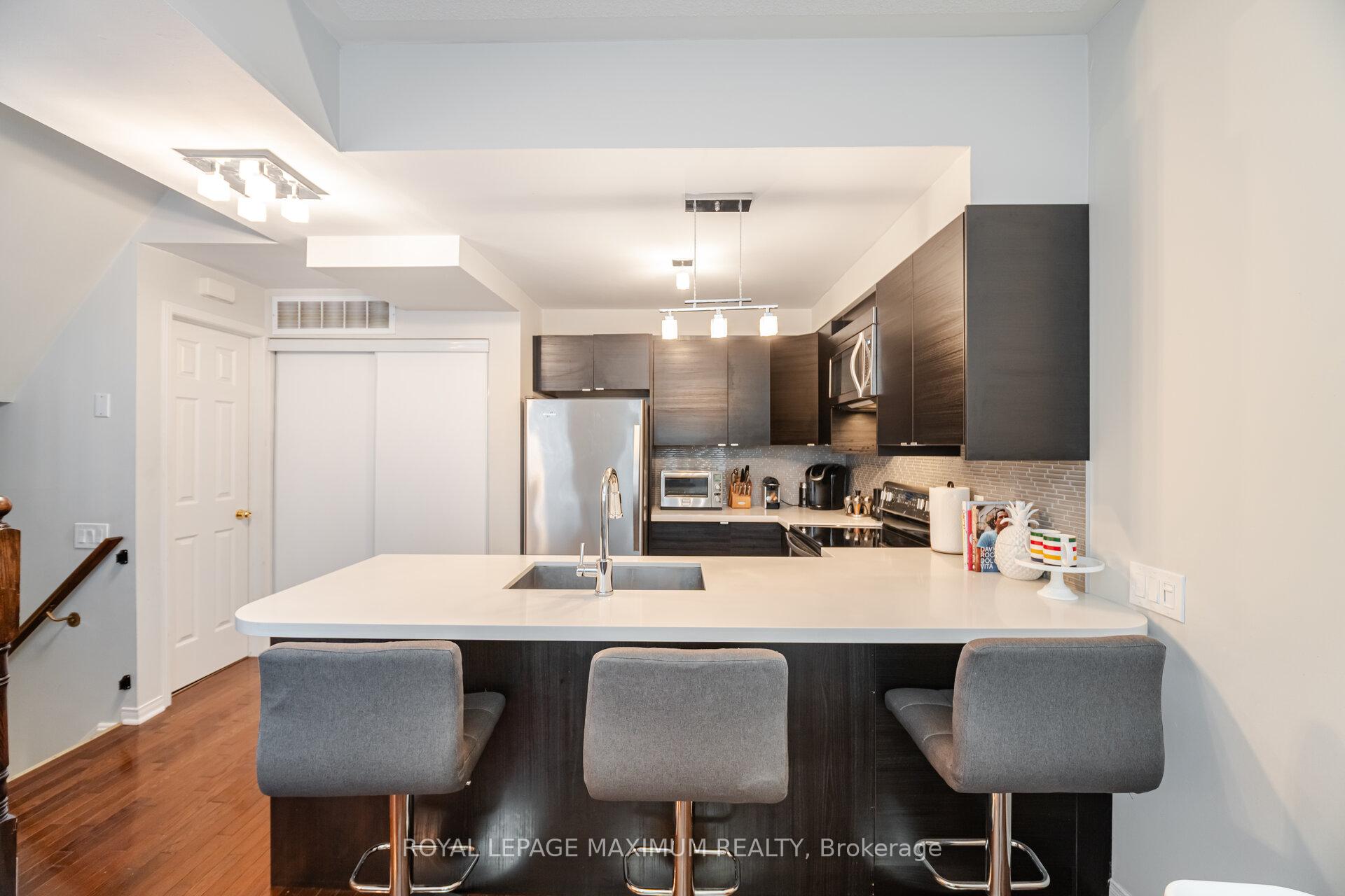3 Bedrooms Condo at 760 Lawrence, Toronto For sale