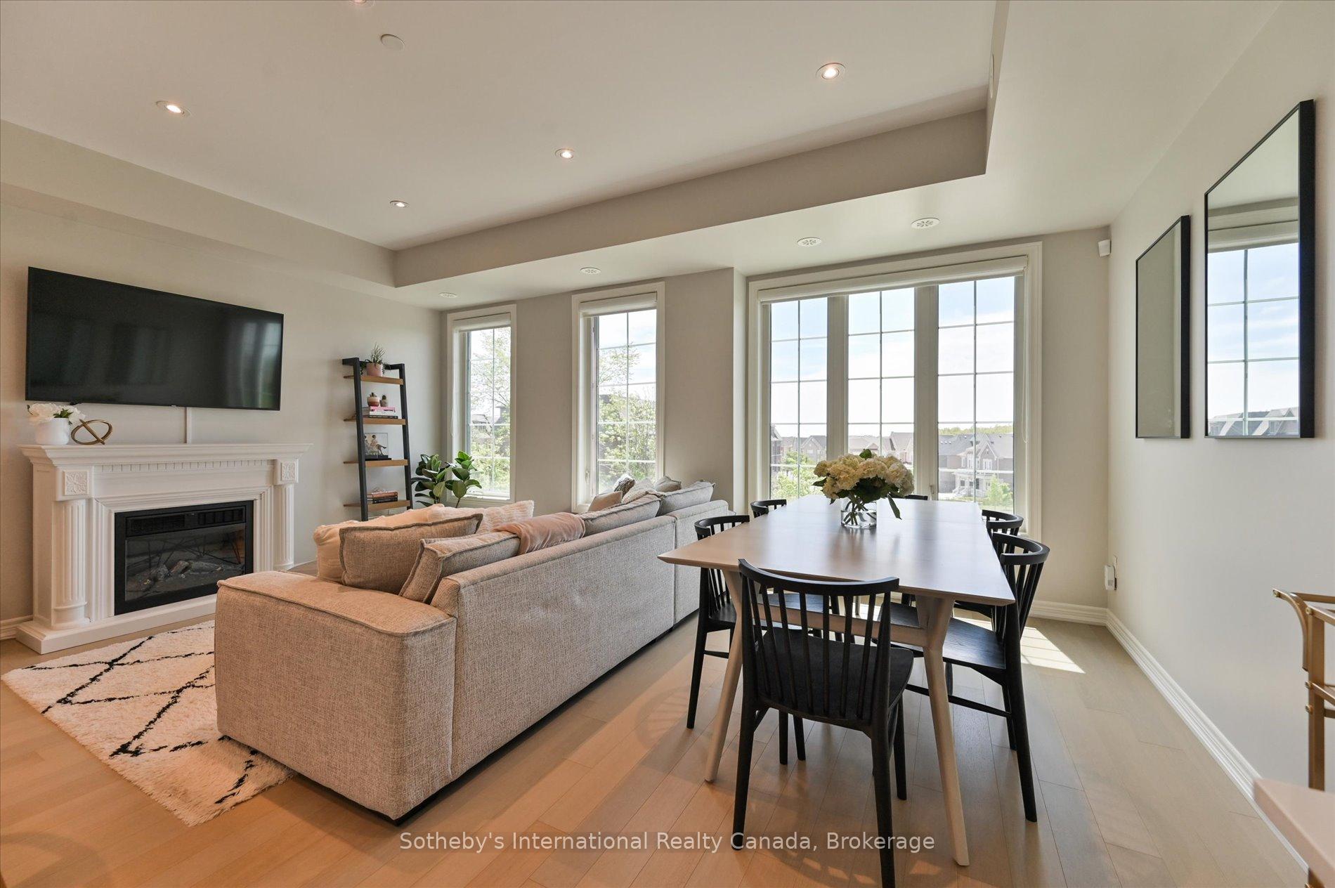 2 Bedrooms Condo at 2199 Lillykin, Oakville For sale