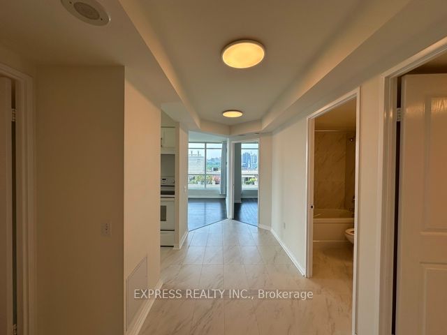 942 Yonge Street