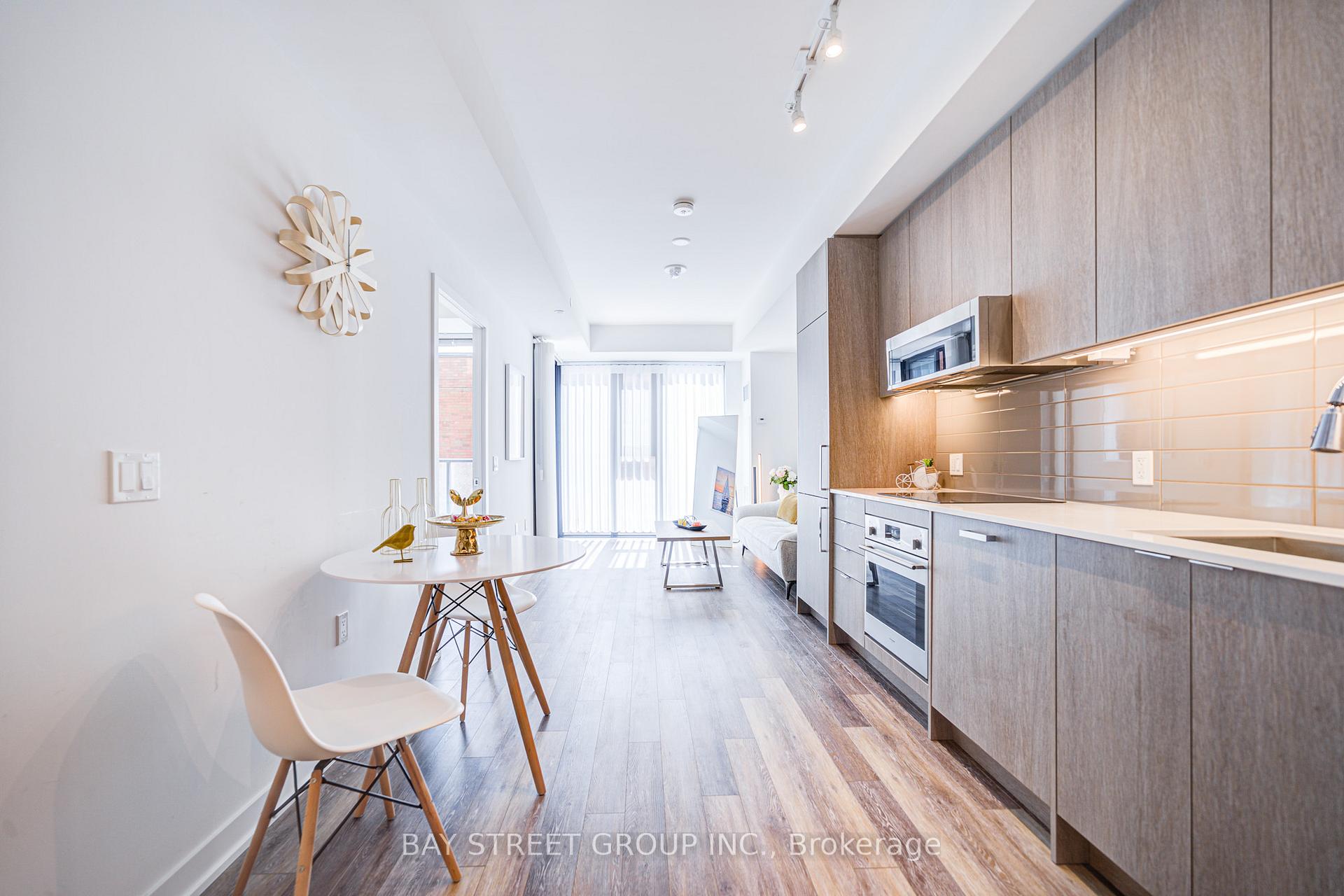 2 Bedrooms Condo at 250 Lawrence, Toronto For sale