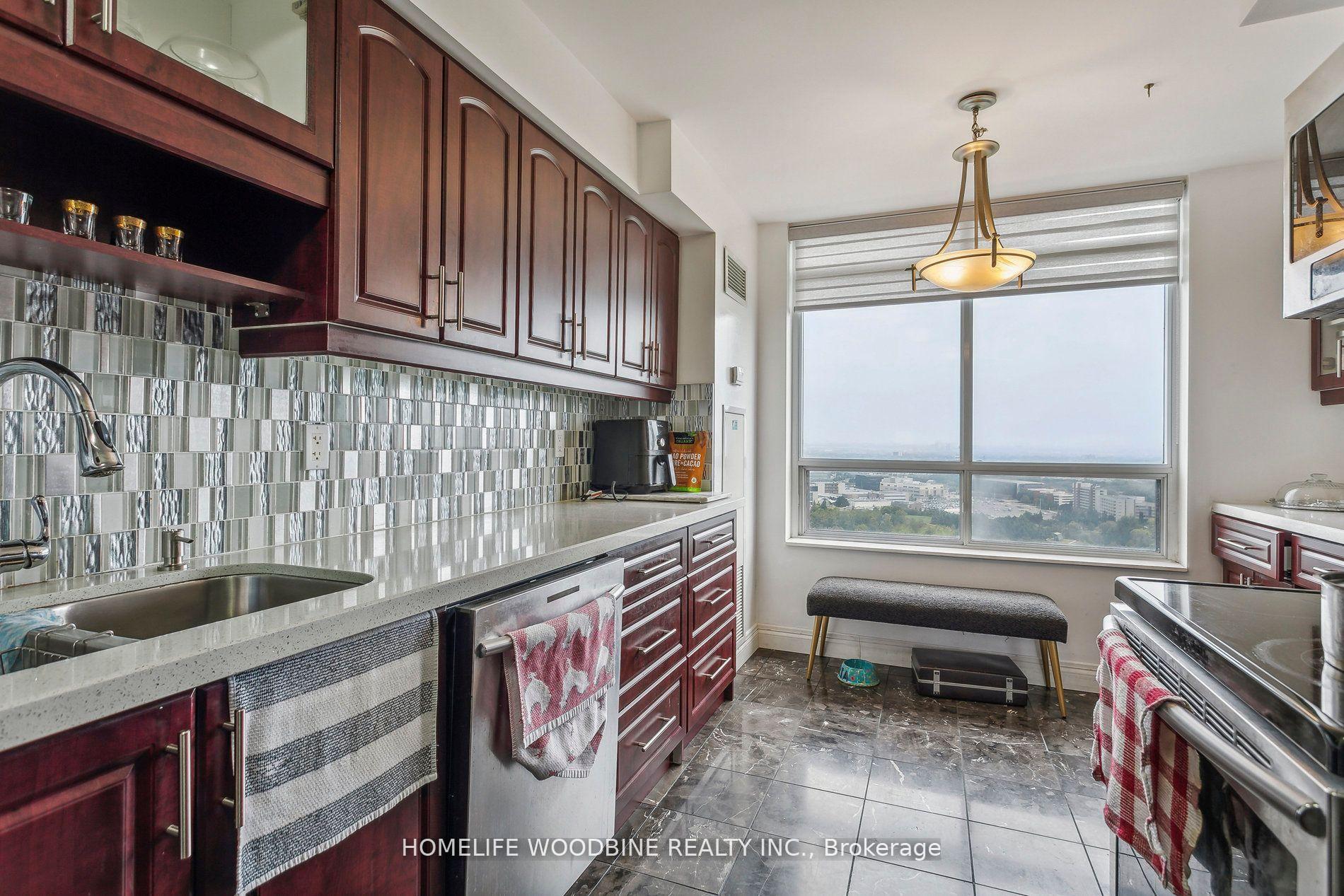 4 Bedrooms Condo at 700 Humberwood,  Toronto For sale