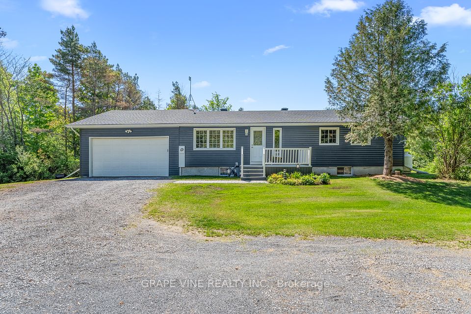 3984 Old Almonte