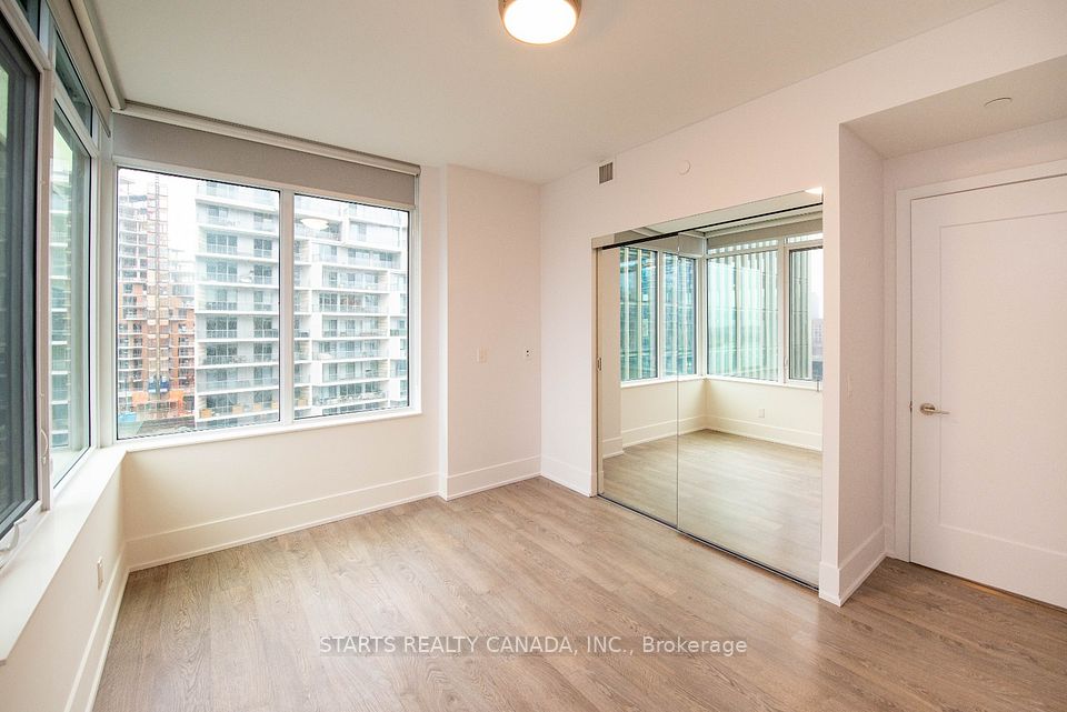 1 Edgewater
