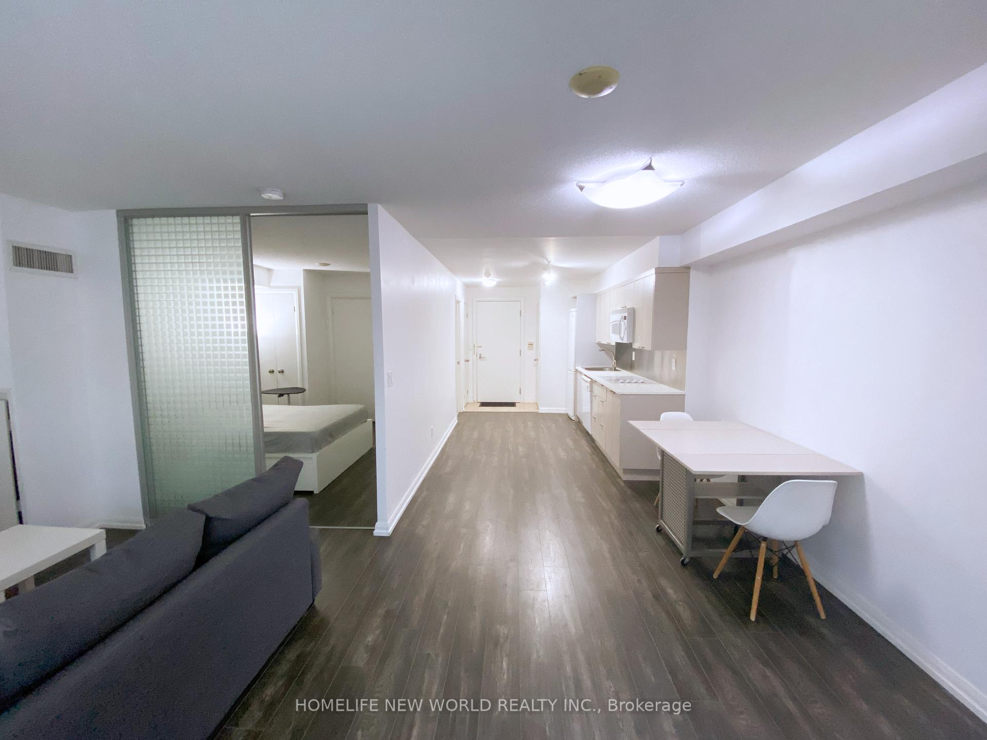 1 Bedroom Condo at 111 Elizabeth, Toronto For sale