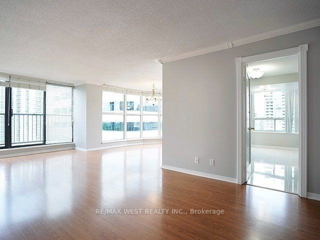 100 Upper Madison Avenue, #1903