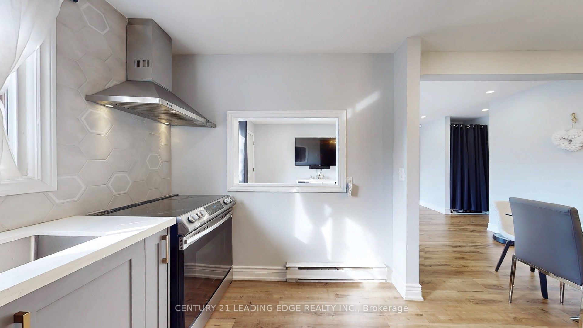 1100 Oxford Street, #118