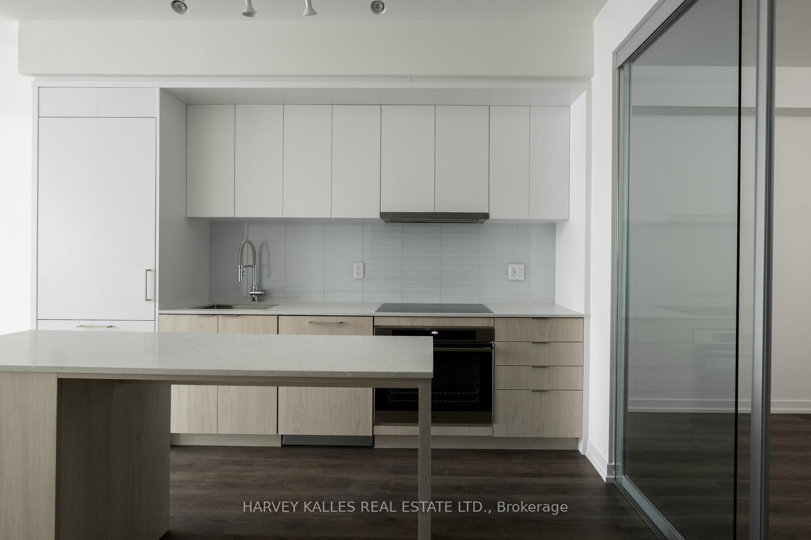 863 St Clair Avenue W 309