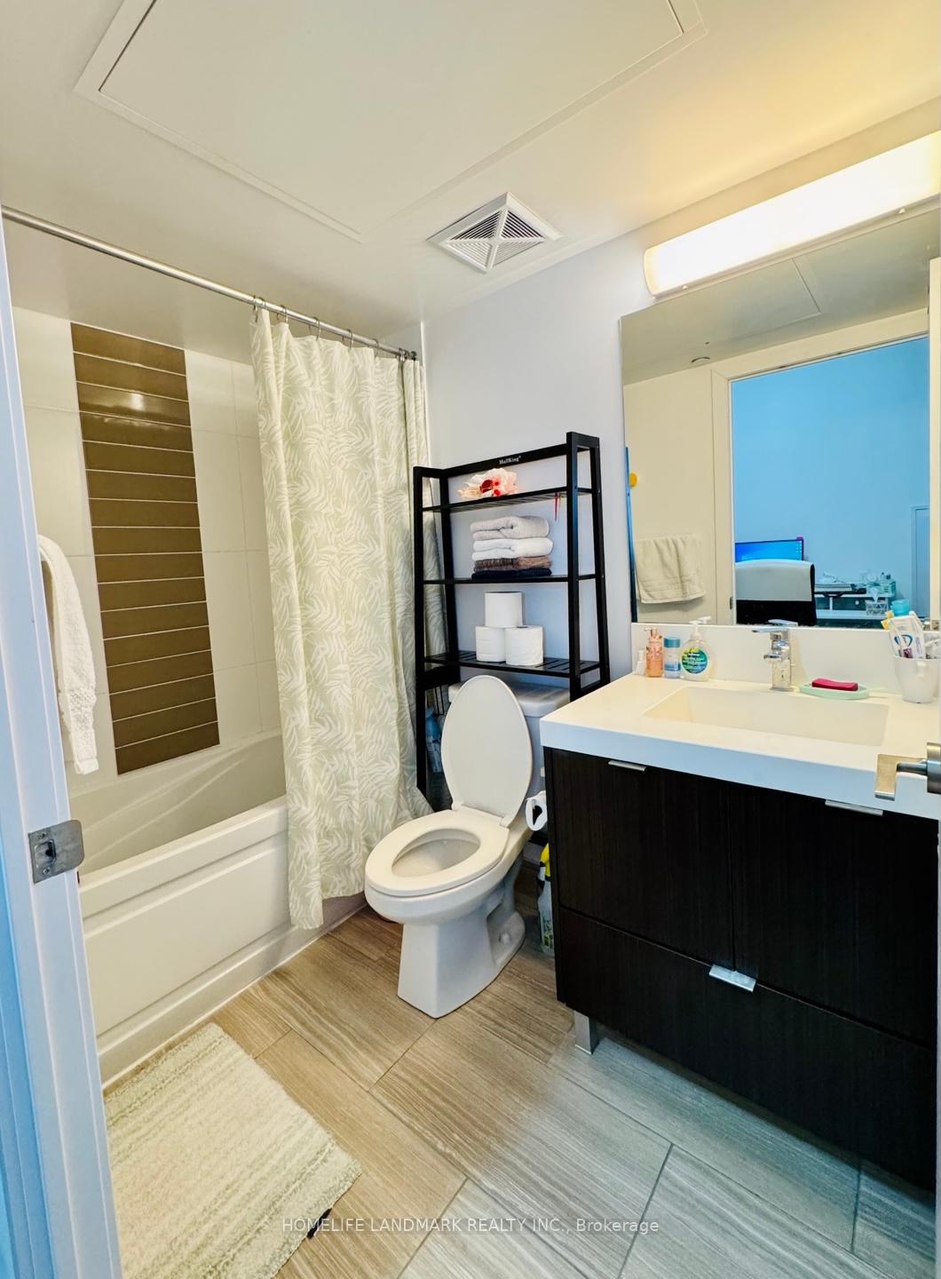 2 Bedrooms Condo at 365 Church,  Toronto For sale