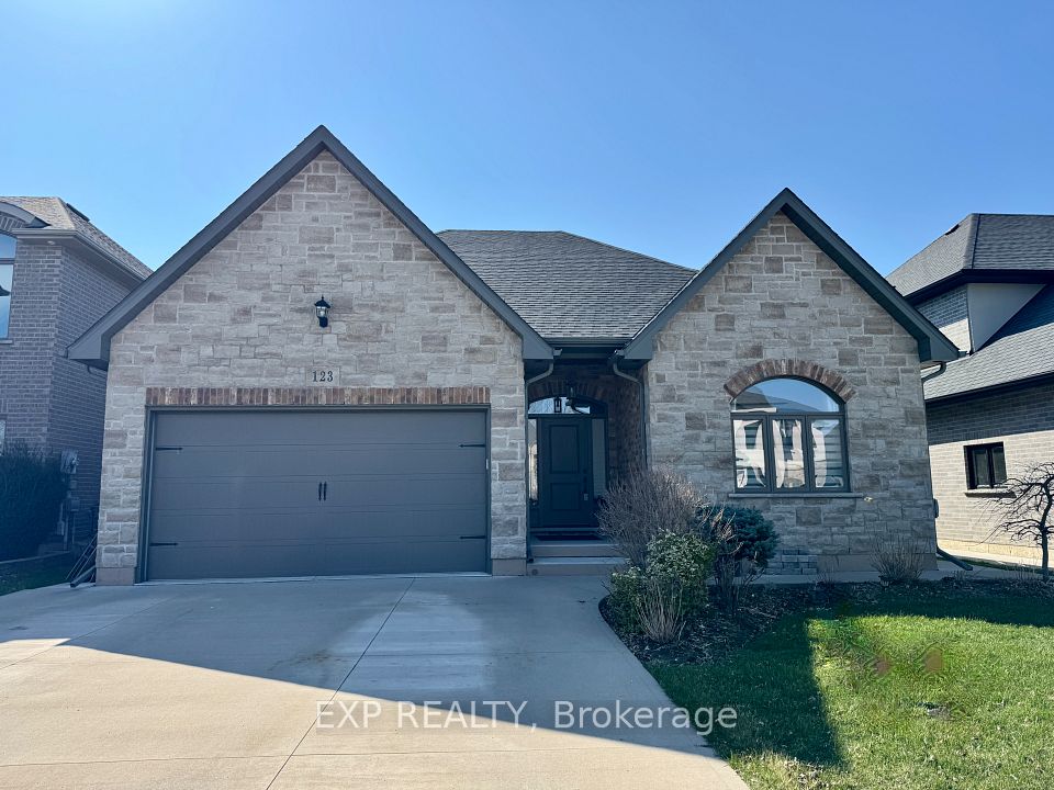 123 Forest Ridge
