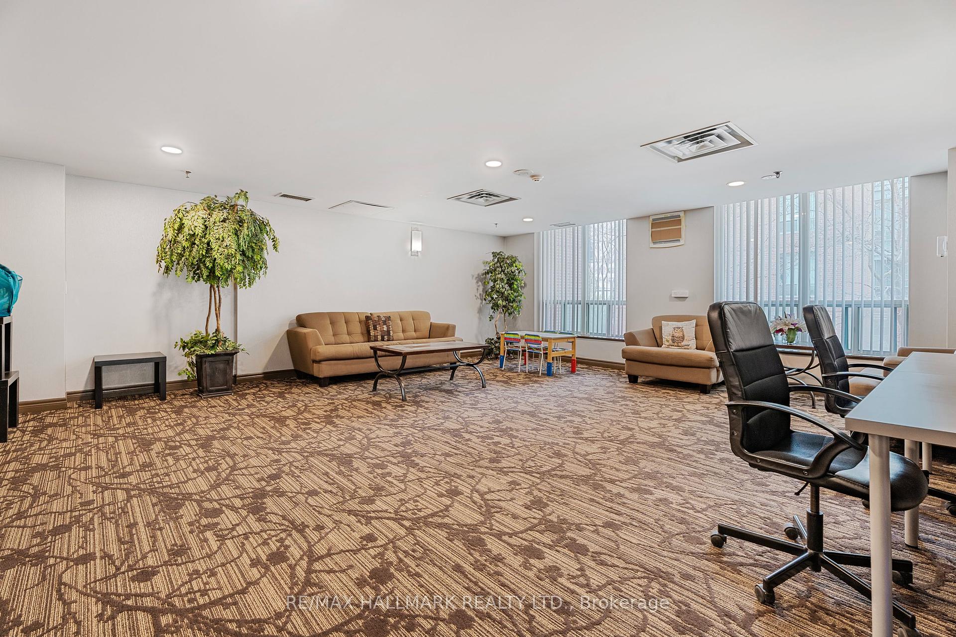 1 Bedroom Condo at 20 Olive, Toronto For sale