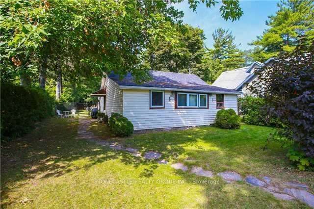 740 Lakelands