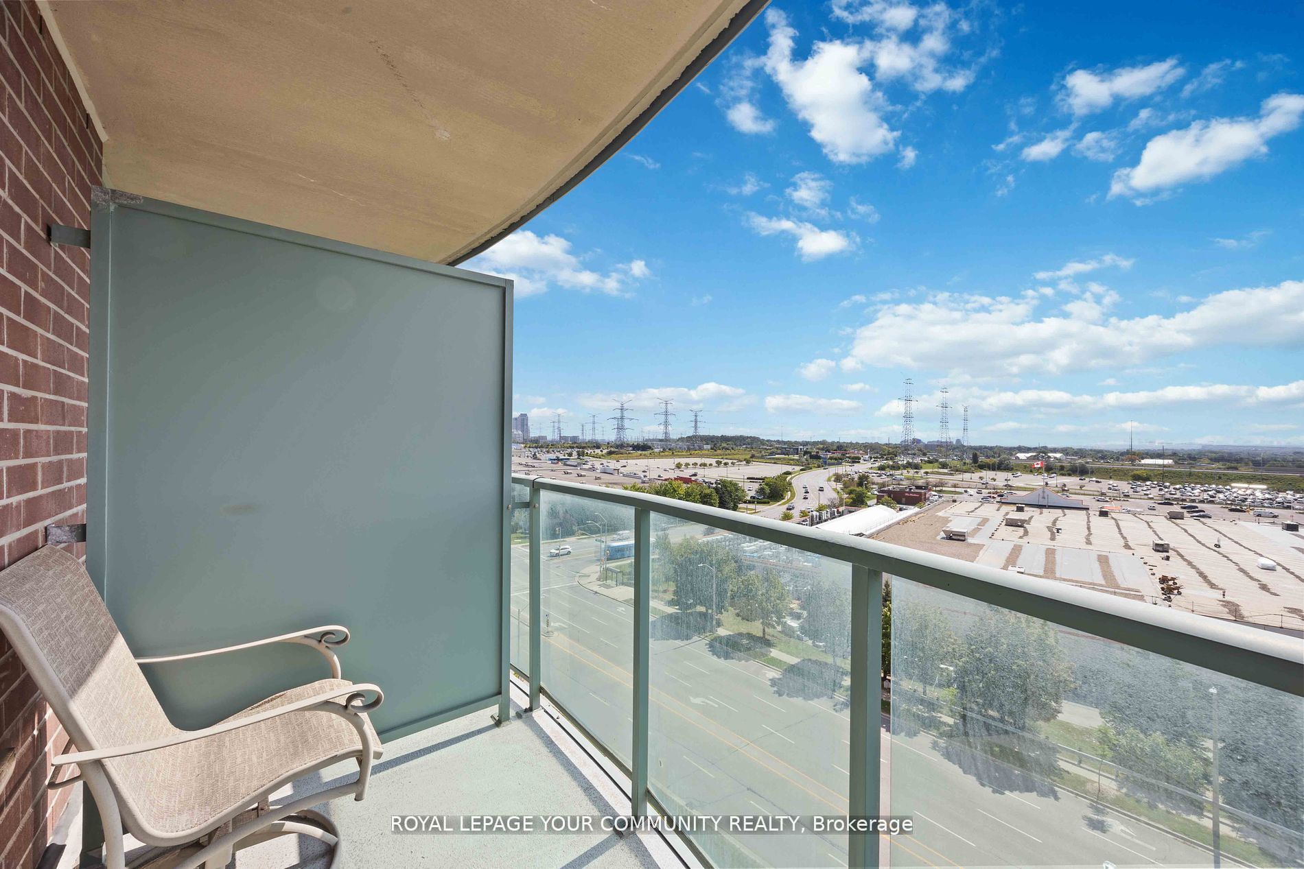 23 Oneida Crescent, #909