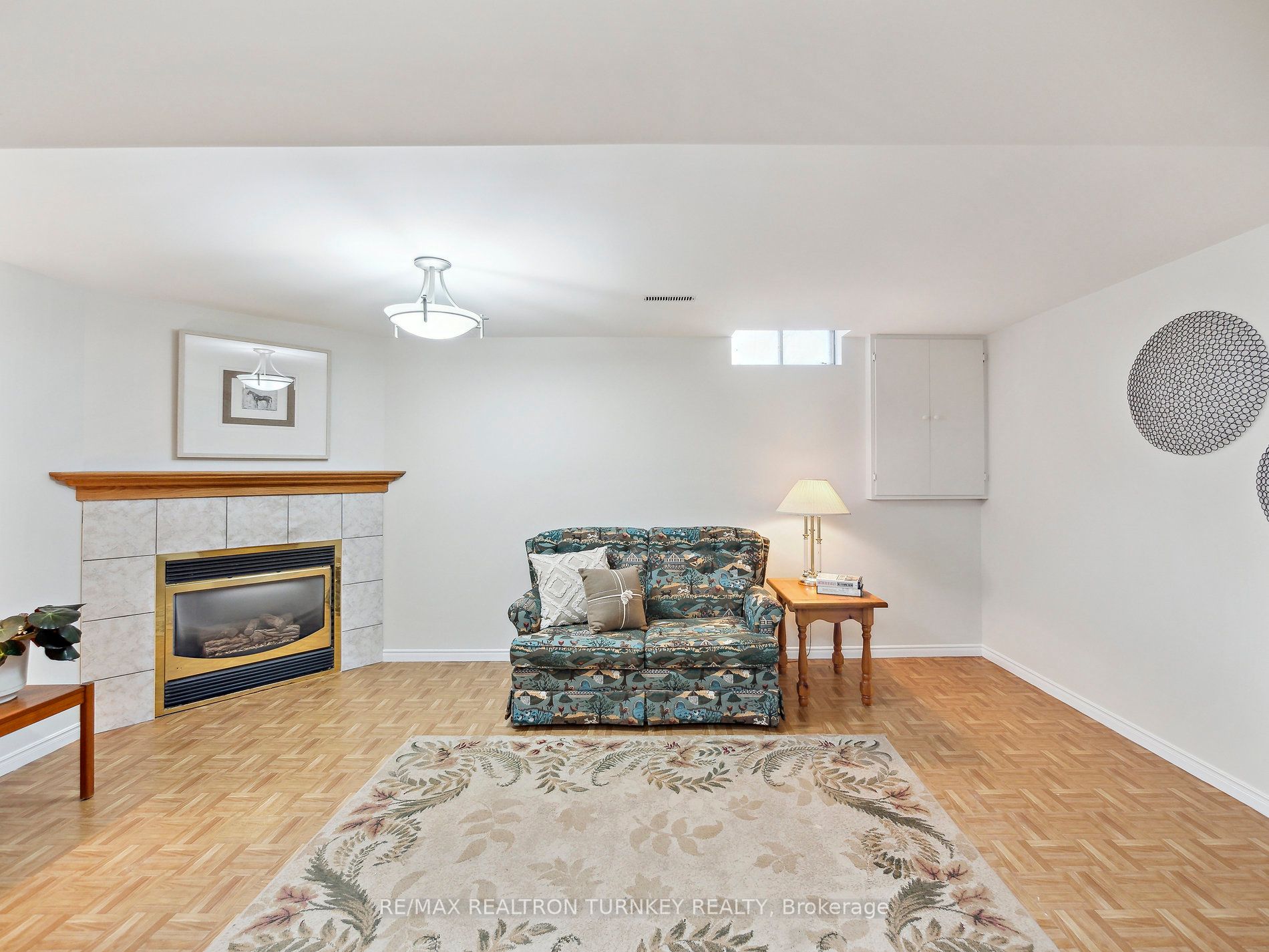 378 Ashworth Drive
