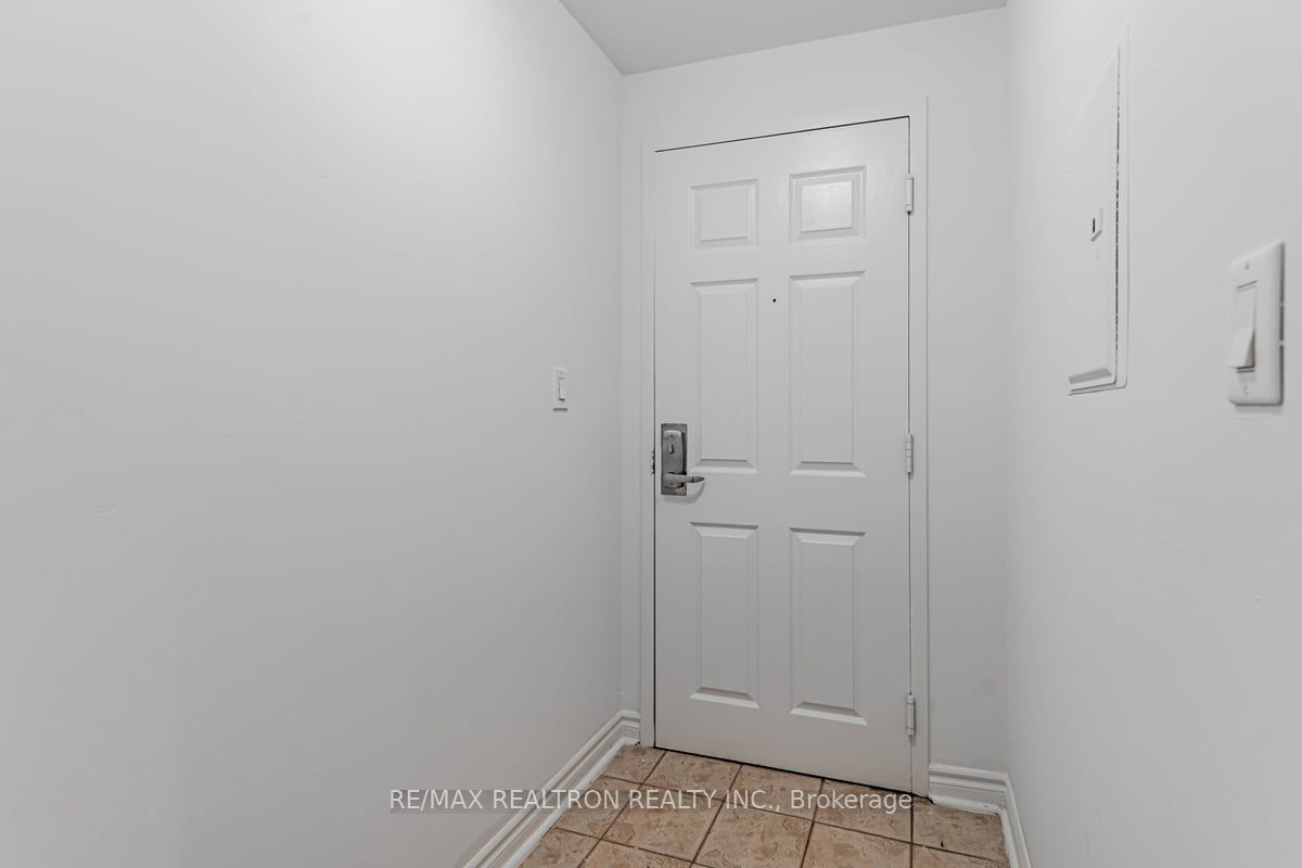 1401 Dupont Street, #116