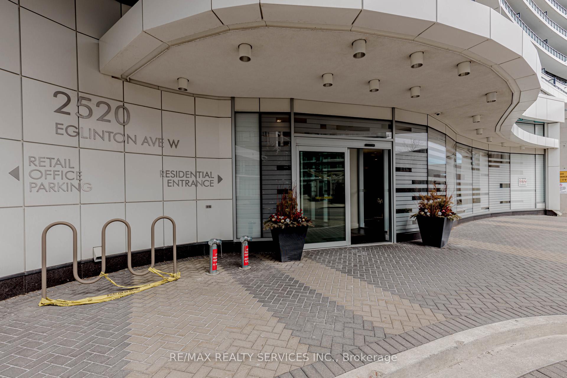 2 Bedrooms Condo at 2520 Eglington,  Mississauga For sale
