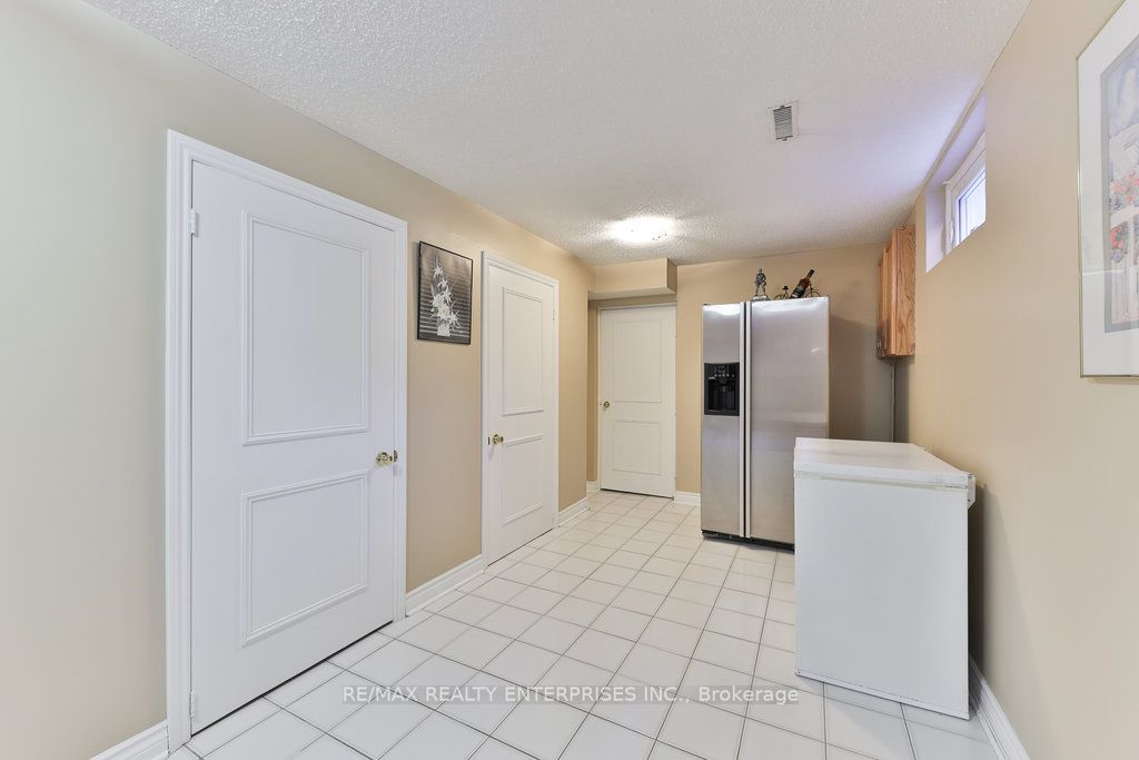 4061 Rolling Valley Drive