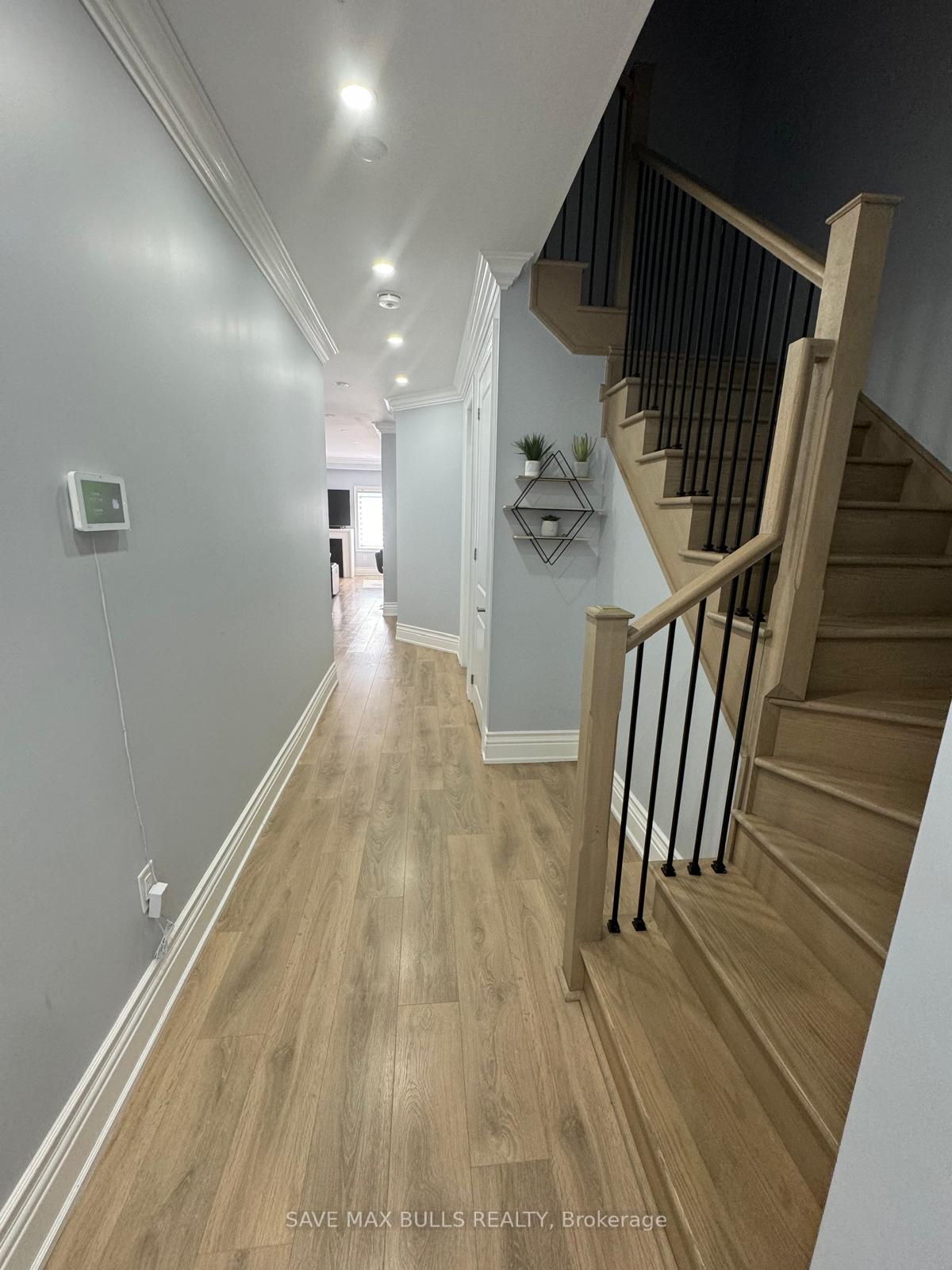 17 COTTONWOOD Crescent, Welland, ON L3B 0J3