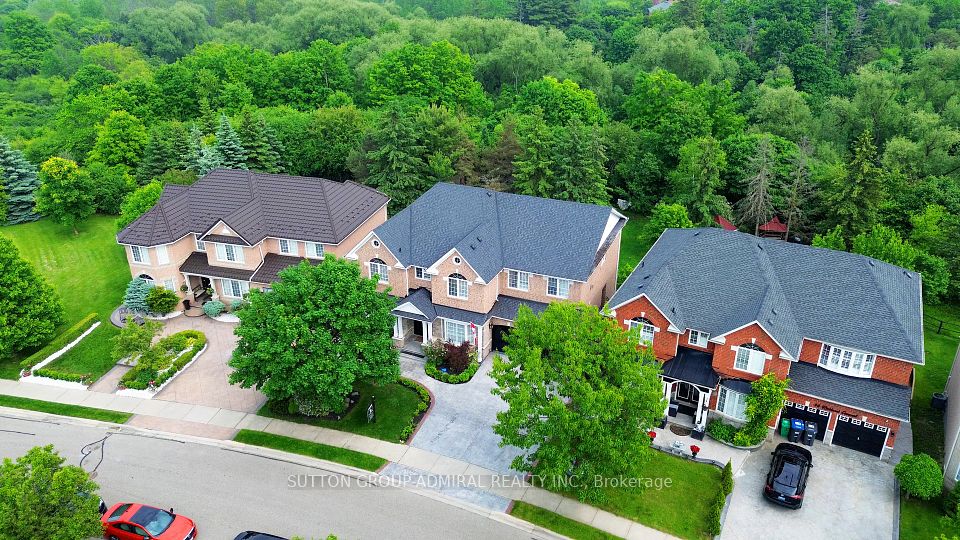 46 Richland Crescent