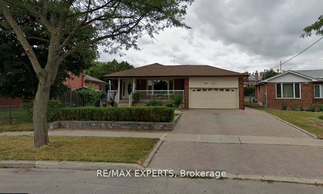 12 Blue Haven Crescent
