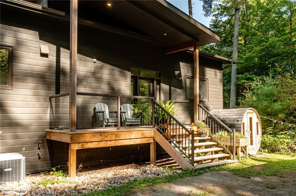 389 SWALLOWDALE Road Huntsville Ontario P1H 0A5
