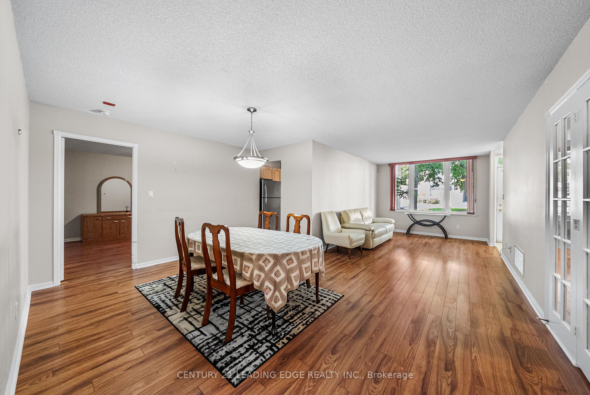2 Bedrooms Condo at 101 Grandview, Toronto For sale
