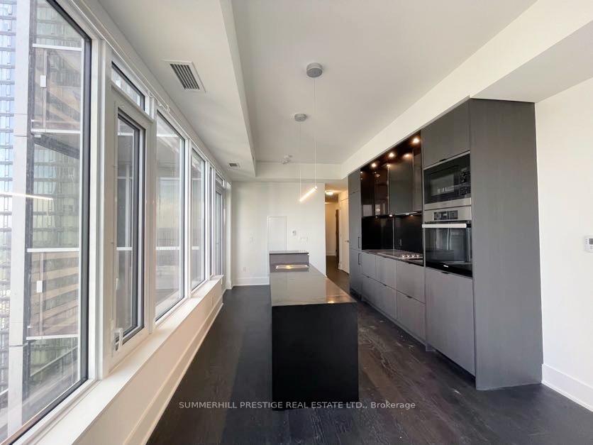 2 Bedrooms Condo at 11 Yorkville, Toronto For sale
