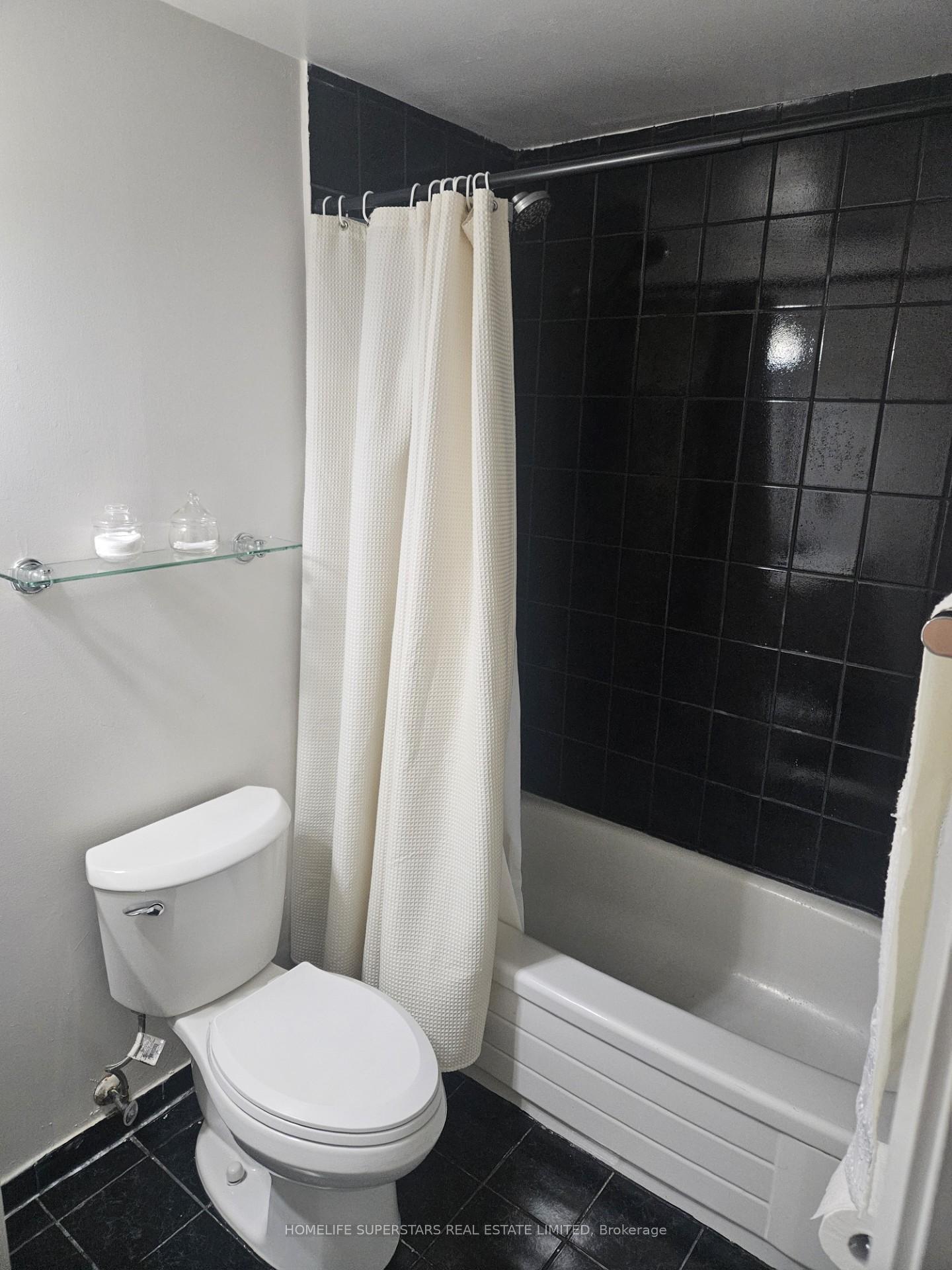 2 Bedrooms Condo at 5800 Sheppard, Toronto For sale