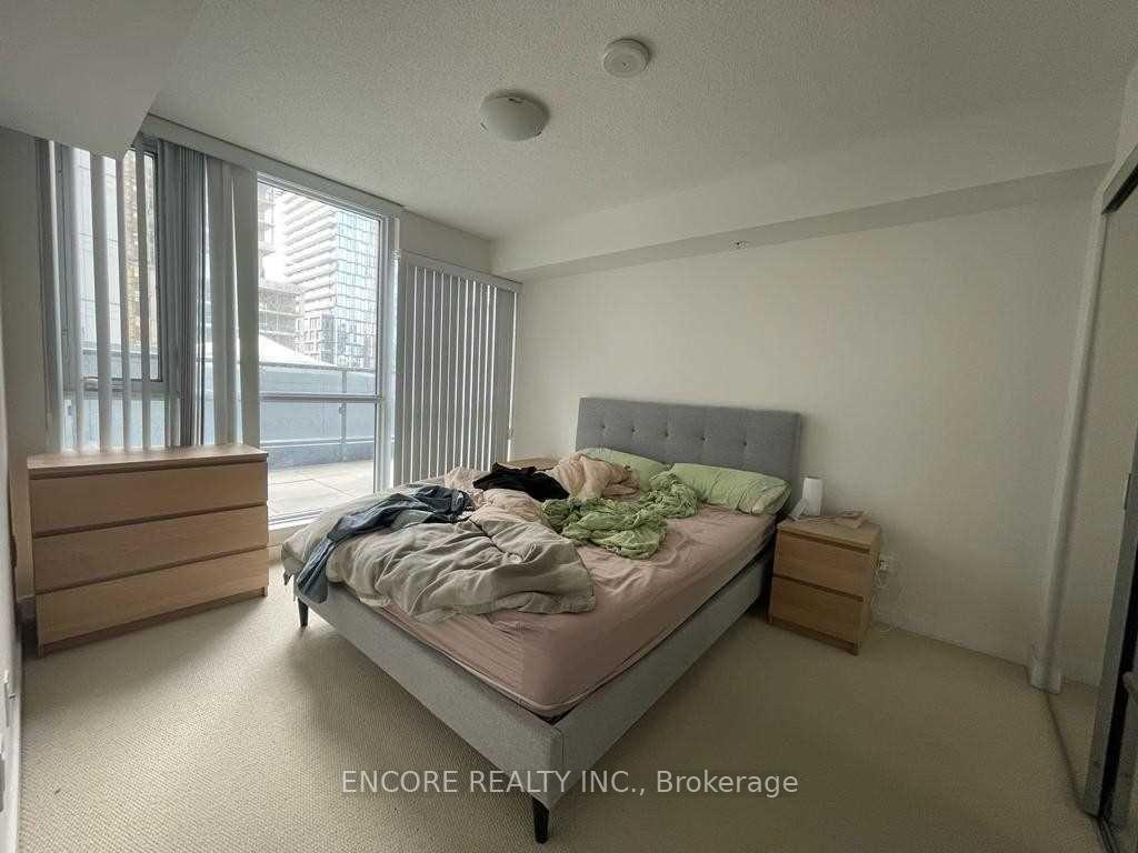 2 Bedrooms Condo at 295 Adelaide St, Toronto For sale